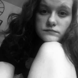 Meet your Posher, Abigail